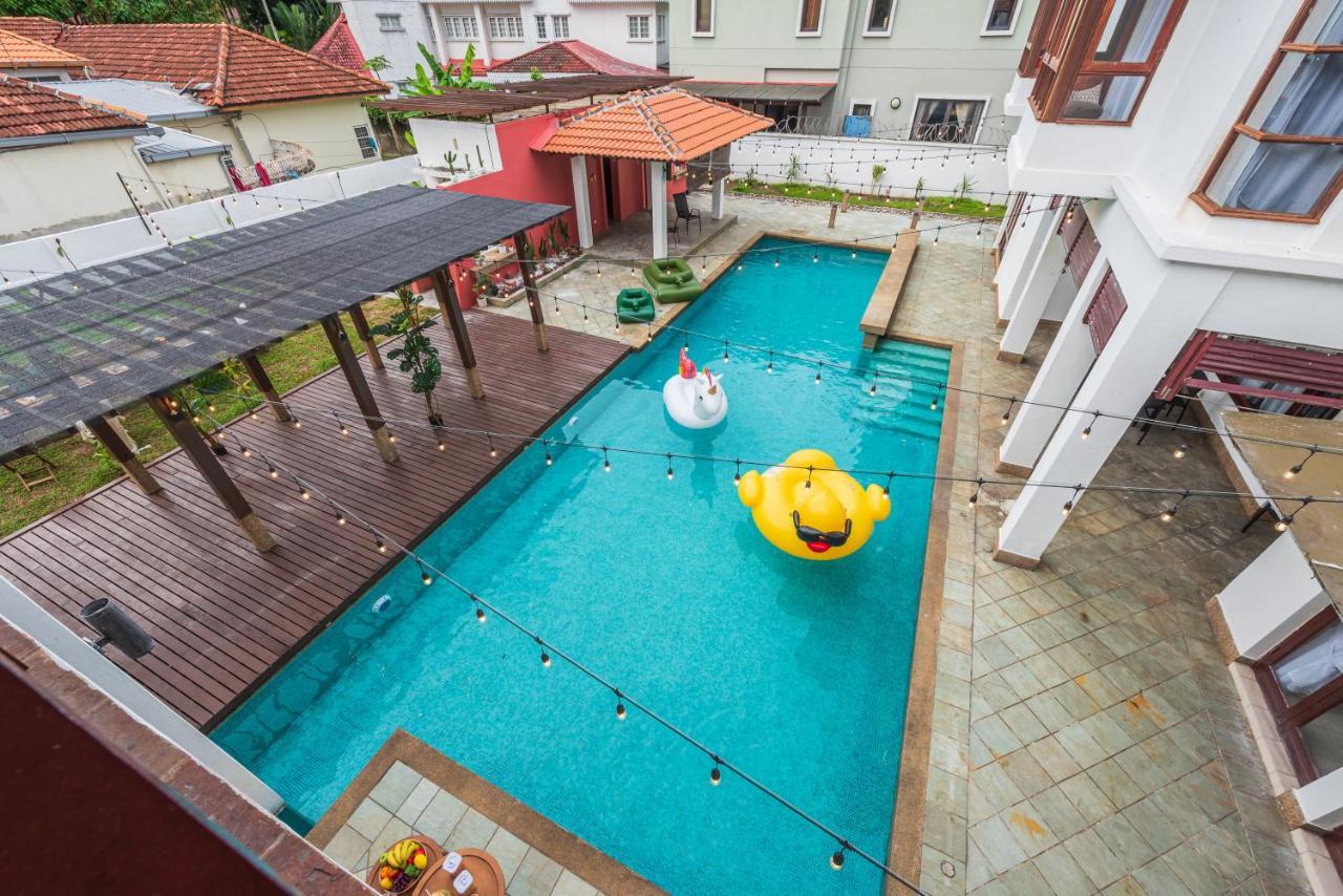 Tropical Bliss Luxe 5br 30pax Private Pool Kl By Verano *