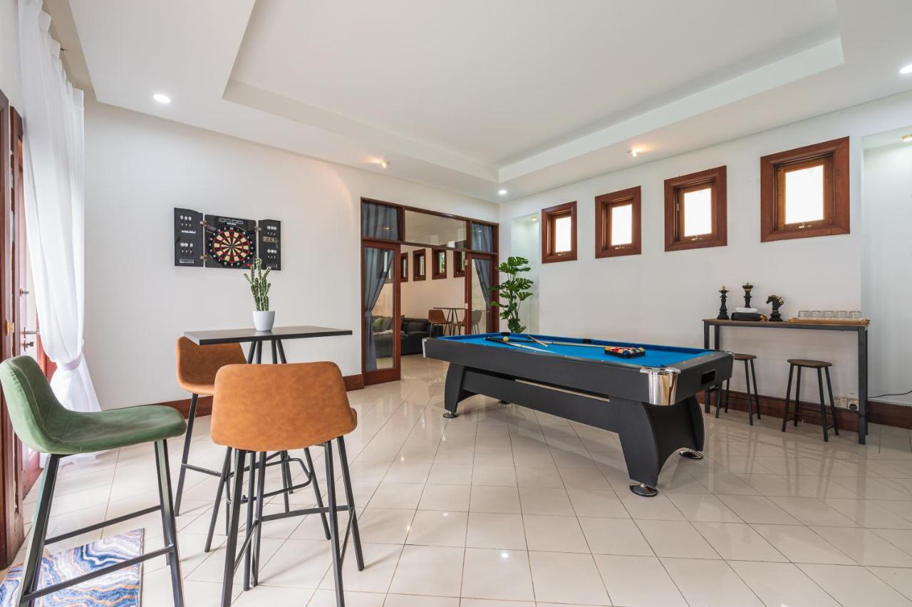 Tropical Bliss Luxe 5br 30pax Private Pool Kl By Verano Kuala Lumpur