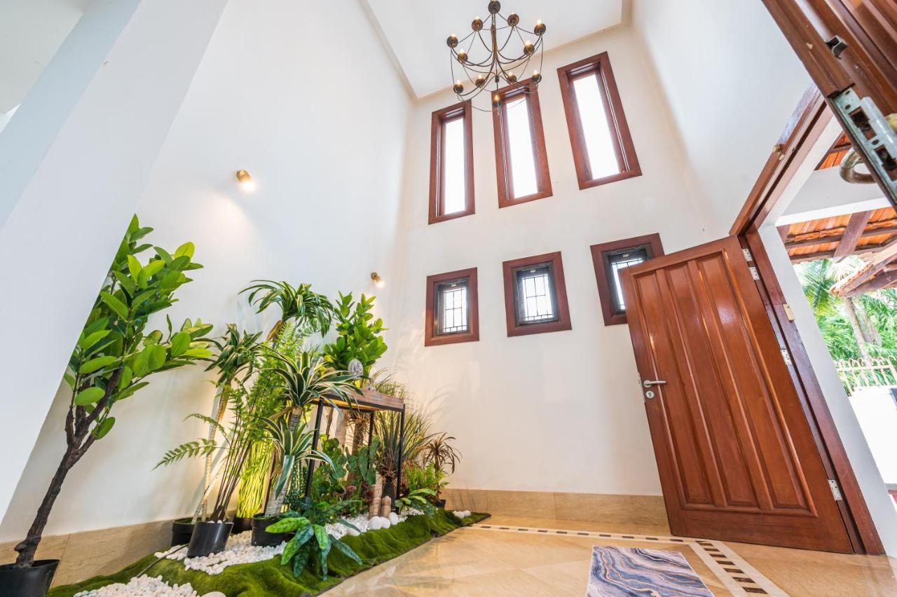Tropical Bliss Luxe 5br 30pax Private Pool Kl By Verano Vila *
