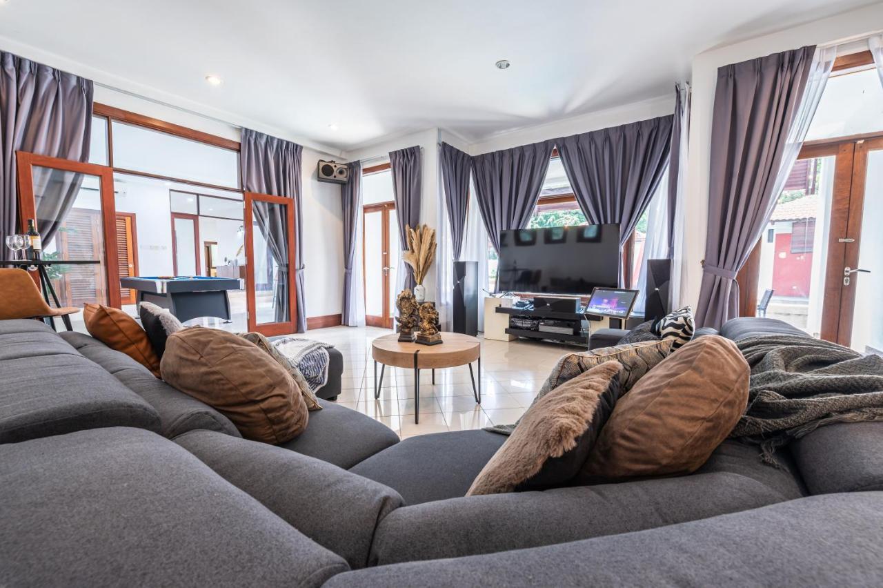 Vila Tropical Bliss Luxe 5br 30pax Private Pool Kl By Verano *